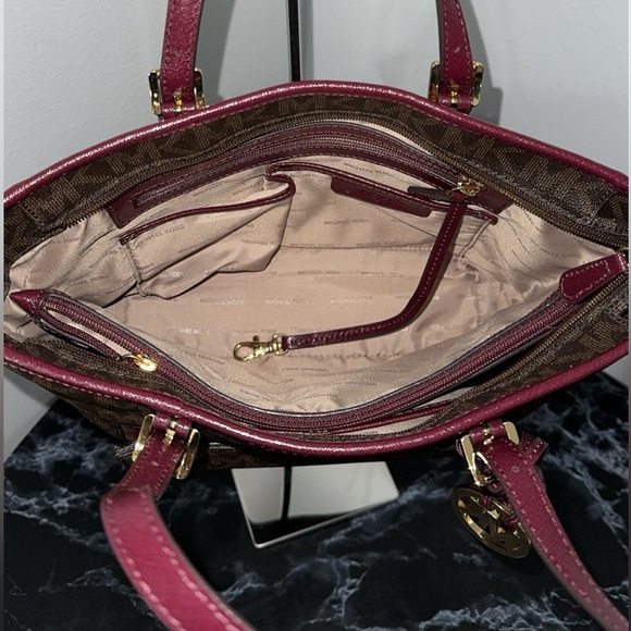 MICHAEL KORS Jet Set Travel Medium Canvas Leather Tote Brown/Red AUTHENTIC - Picture 4 of 10